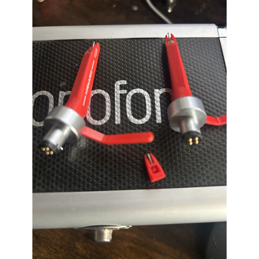 2x Ortofon Digitrack red DJ Cartridge and Stylus And 2x Cases. 1x Backup Stylus